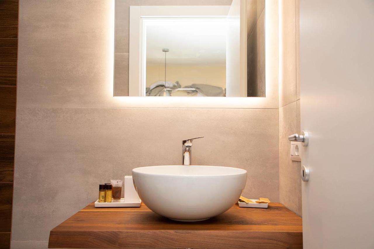 South Hands Luxury Rooms Napoli Eksteriør billede