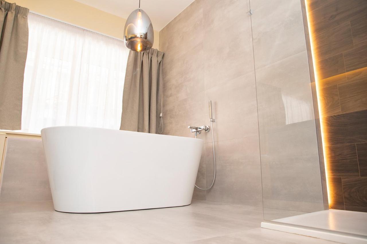 South Hands Luxury Rooms Napoli Eksteriør billede